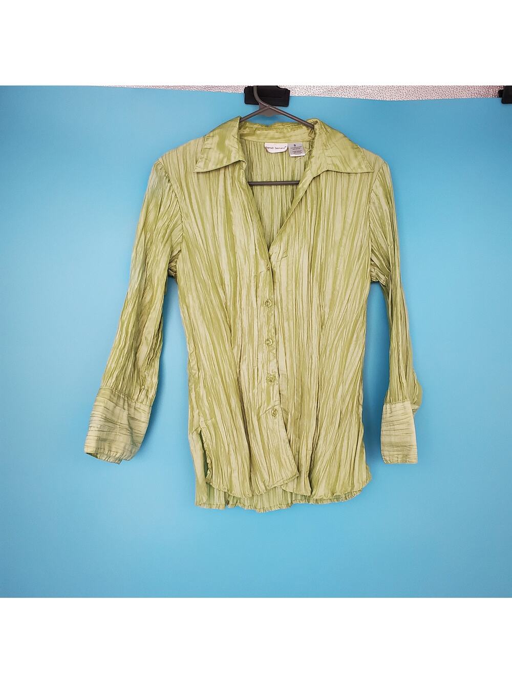Harve Benard Blouse Size Small Textured Lime Green Button Up